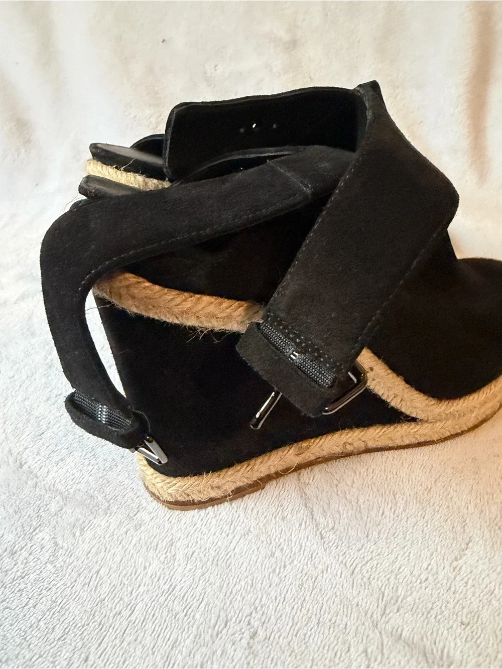 Vince Espadrille Wedge Sandals Women 8.5 Black Like New Suede Ankle Strap